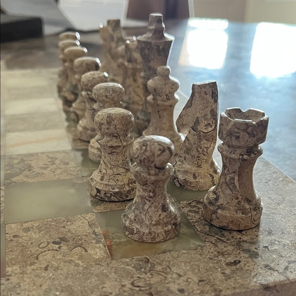 Marble Chess Set - Picture 3 of 5
